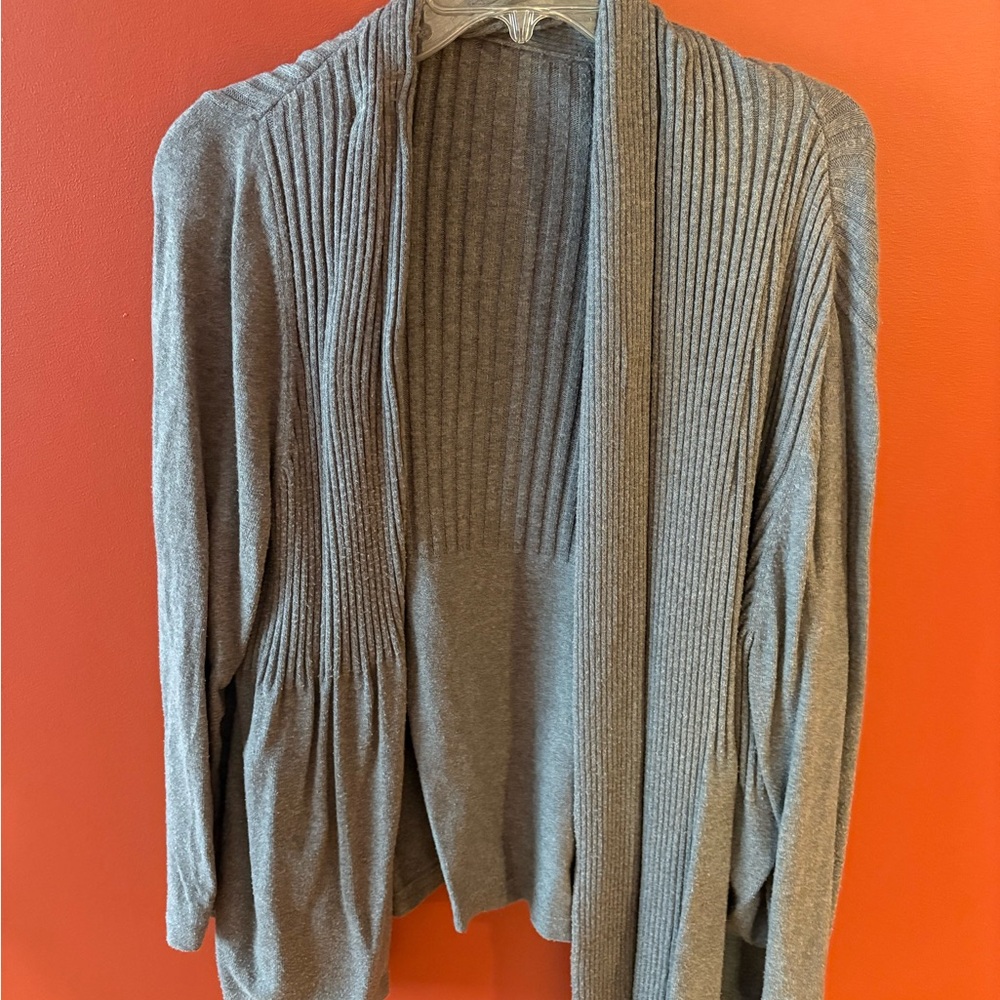 Croft & Barrow Women's Gray Cardigan